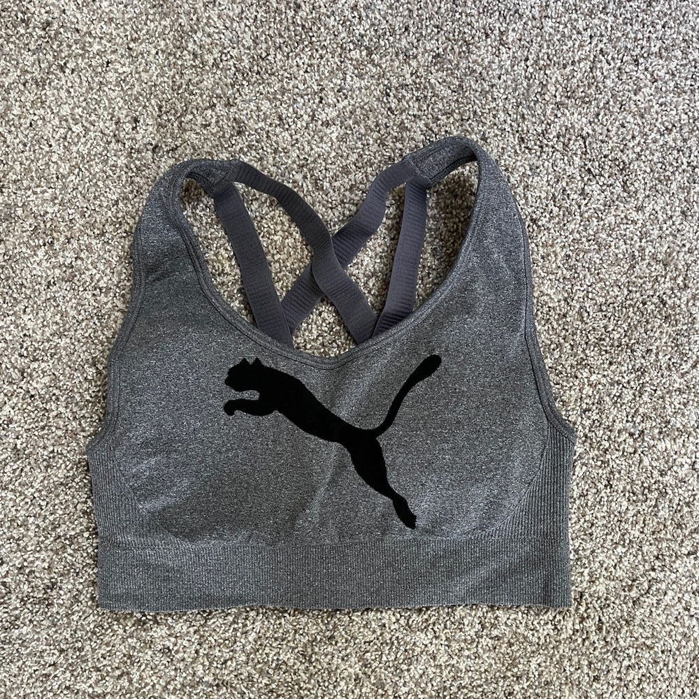 Puma Gray Women’s Sports Bra Size Small